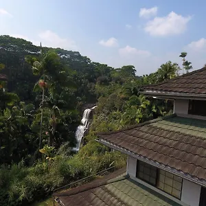 4* Inn The At Kulaniapia Falls